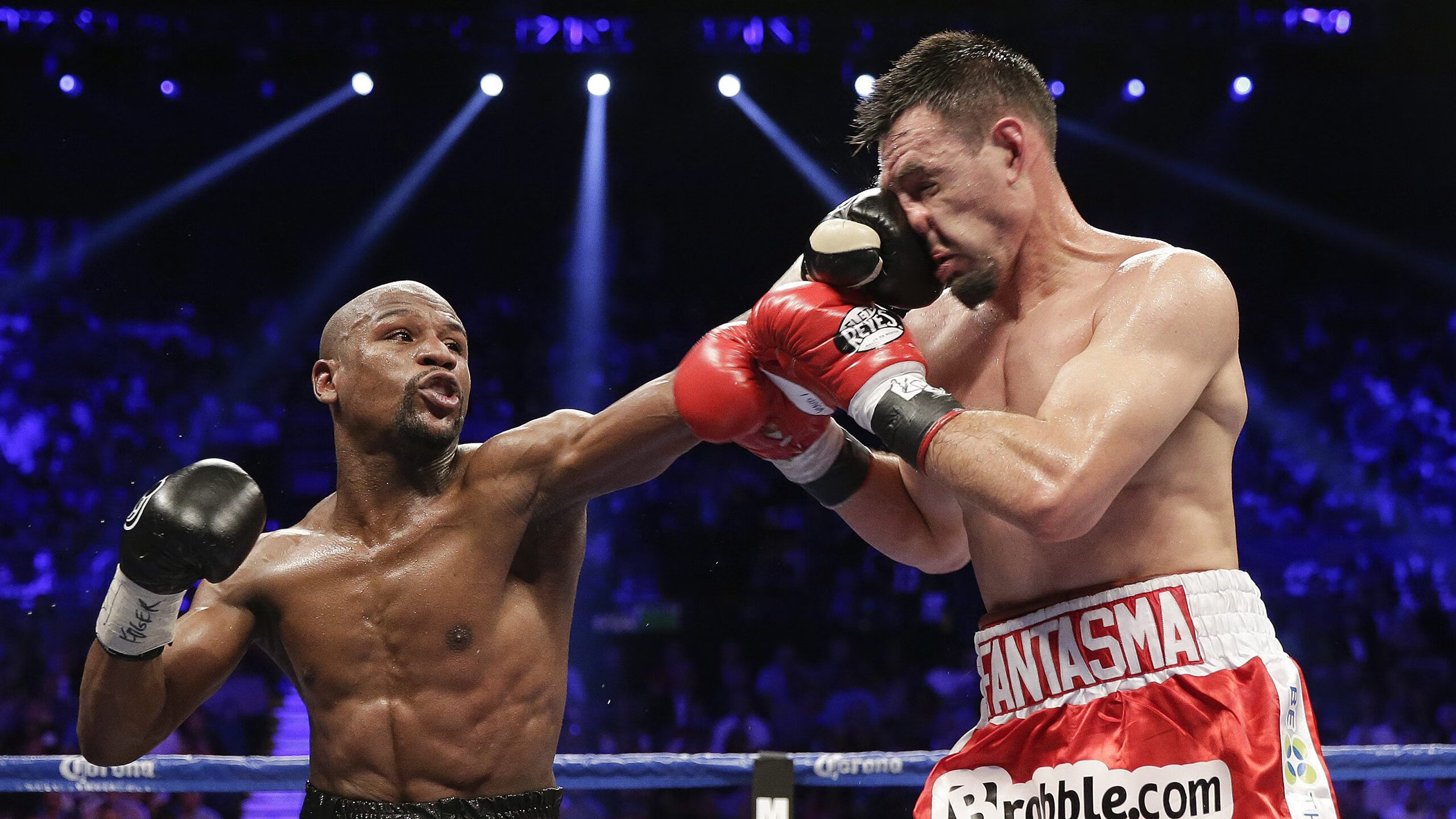 英格兰边路组合打爆对手防线，英格兰右边路